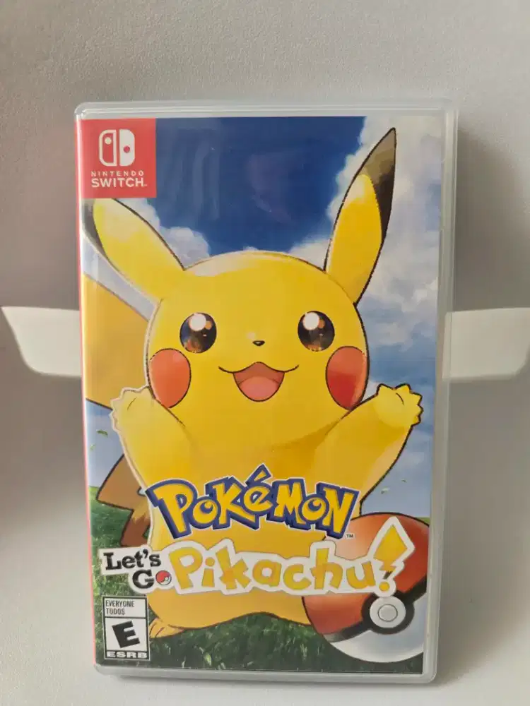 Pokemon Lets Go Pikachu (Switch)