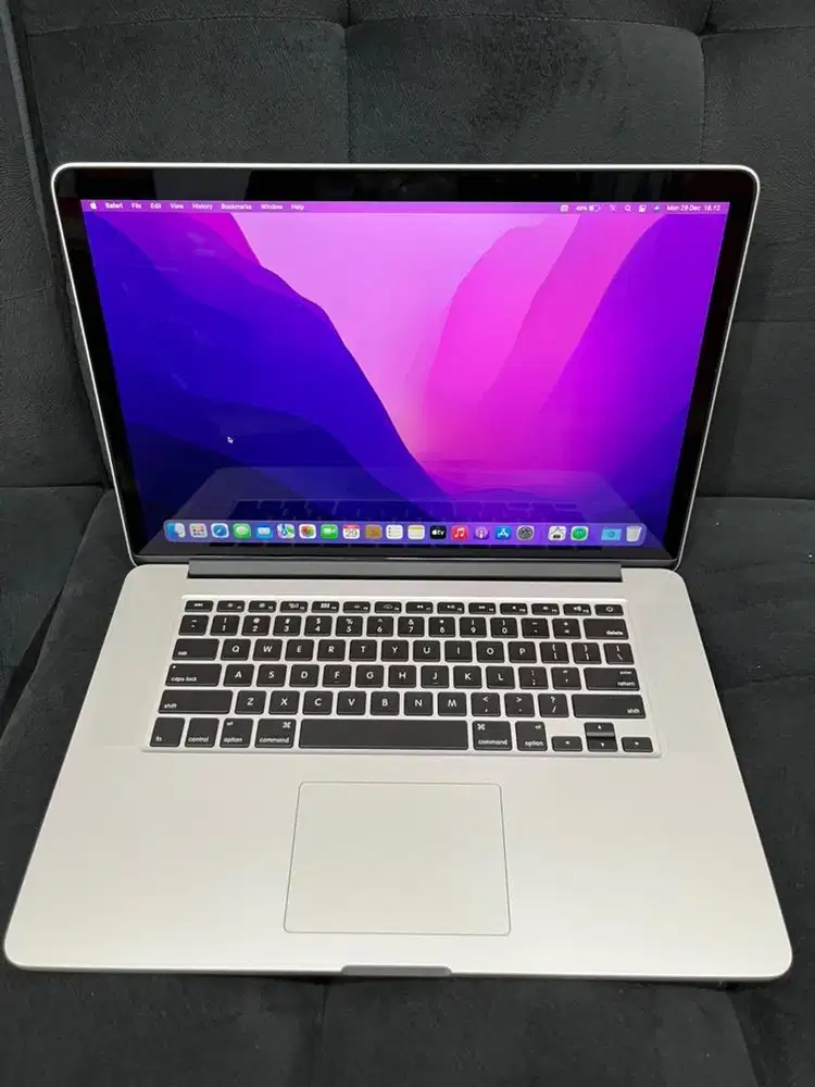 MacBook Pro 15inch 2015, 16/128GB i7 SECOND
