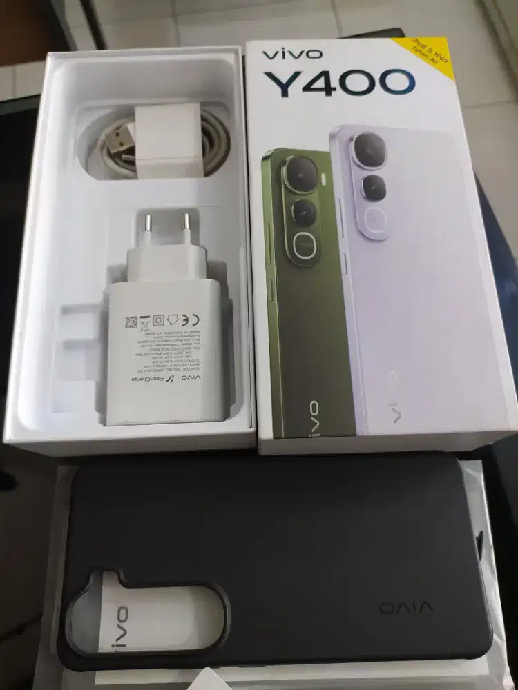 VIVO Y400 RAM 8 ROM 256 SECOND