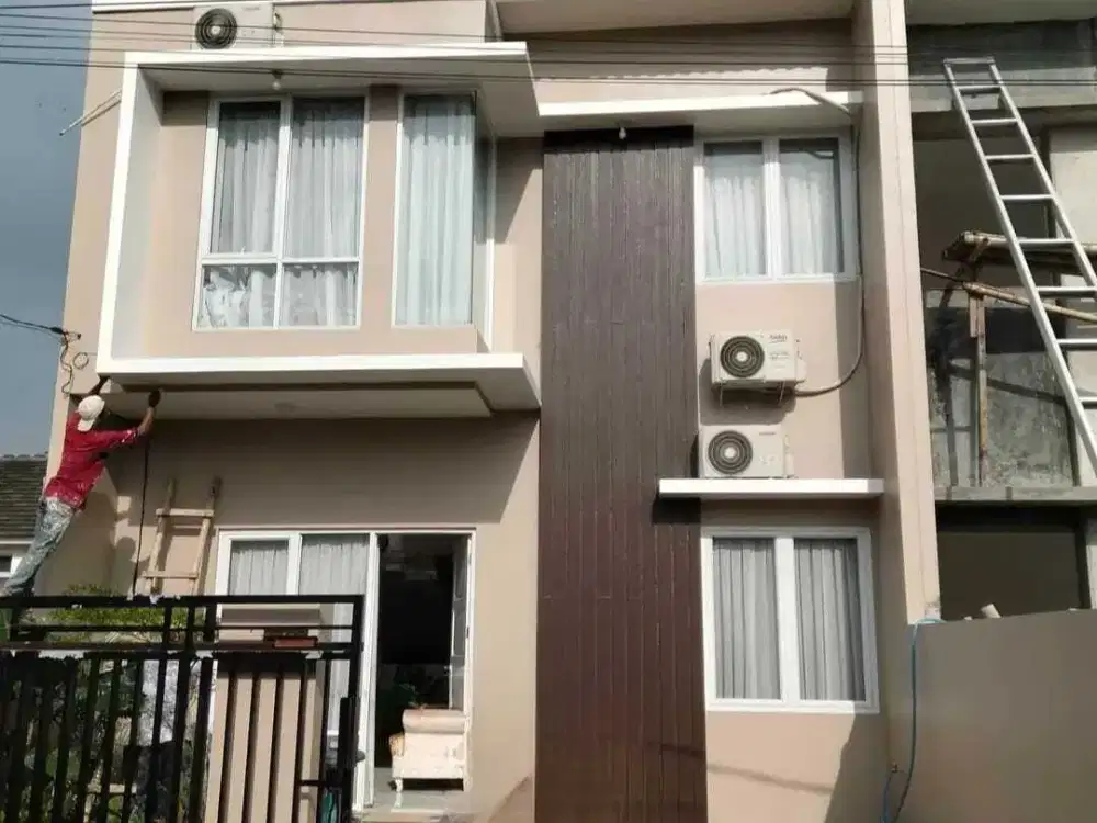 Dijual rumah 2 Lantai Rapi Siap Huni di Jatiasih Bekasi Selatan