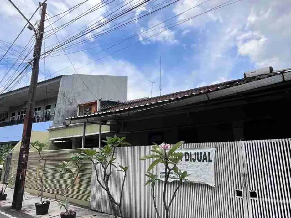 Rumah Lama LT 282m² di Cempaka Putih Timur XVII Jakarta Pusat