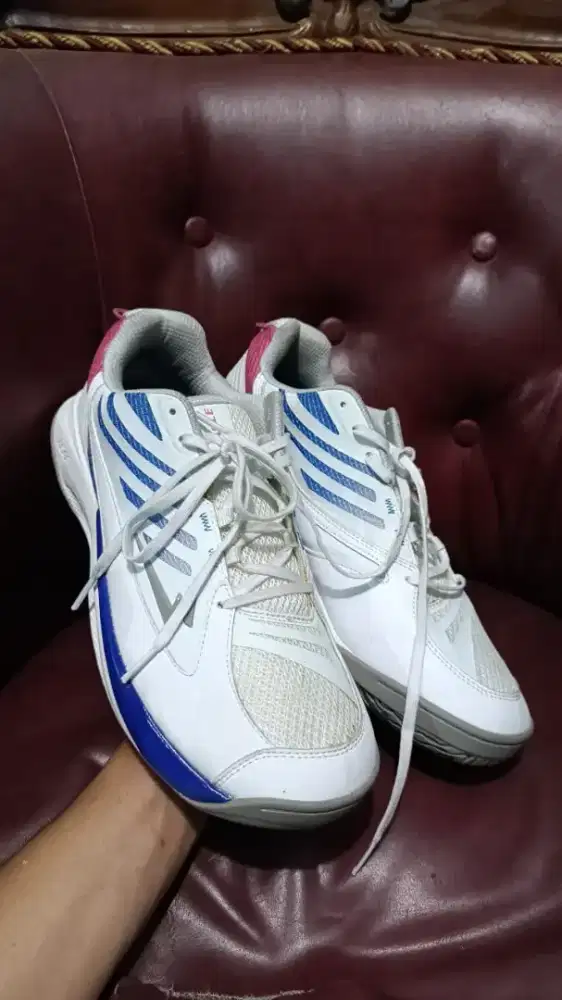 Sepatu badminton eagle original
