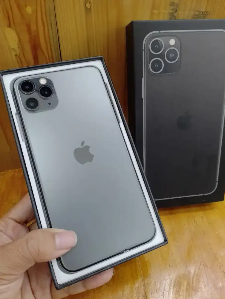 IPhone 11 pro max 256Gb IBox