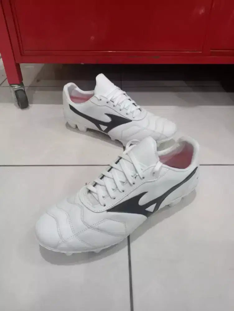 sepatu bola kulit asli insole jahitan