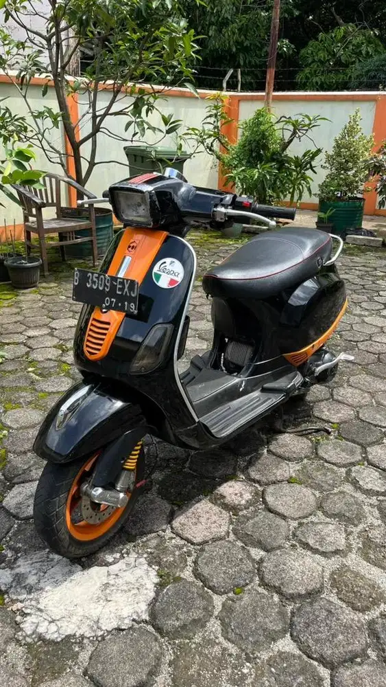 Vespa S125 Rare Edition