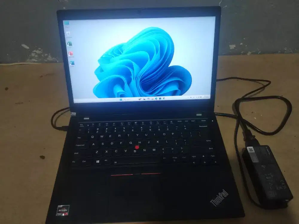 Laptop Lenovo Thinkpad AMD Ryzen 7