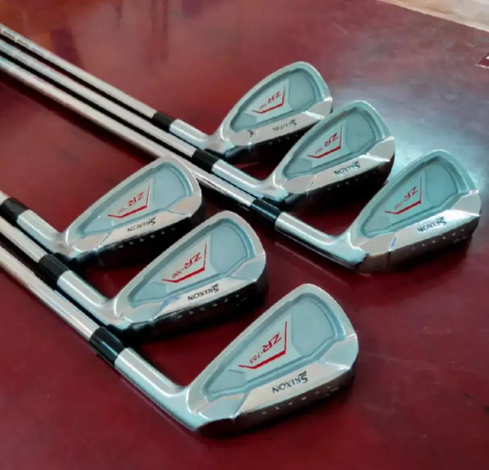 Iron Set Srixon ZR700