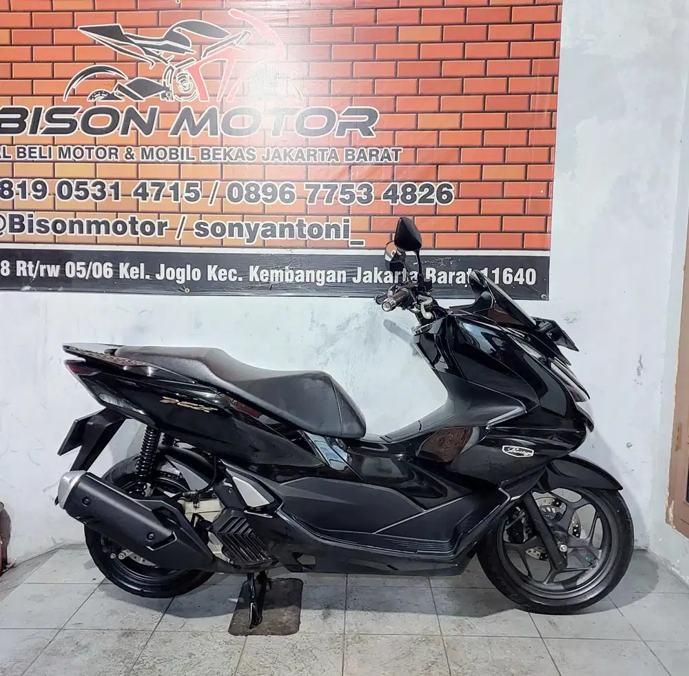 HONDA PCX ABS ISS HSTC 160 KEYLESS TAHUN 2022 MEWAH WARNA HITAM