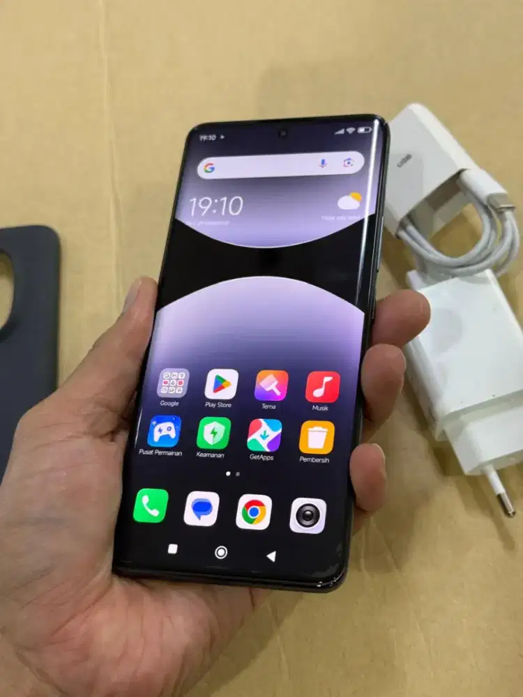 Xiaomi Redmi Note 14 Pro 5G 12/512GB Mulus Garansi Resmi