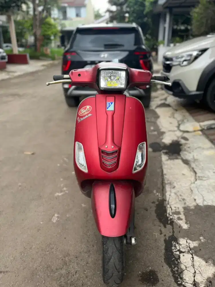 Dijual: Piaggio Vespa S iGet 125