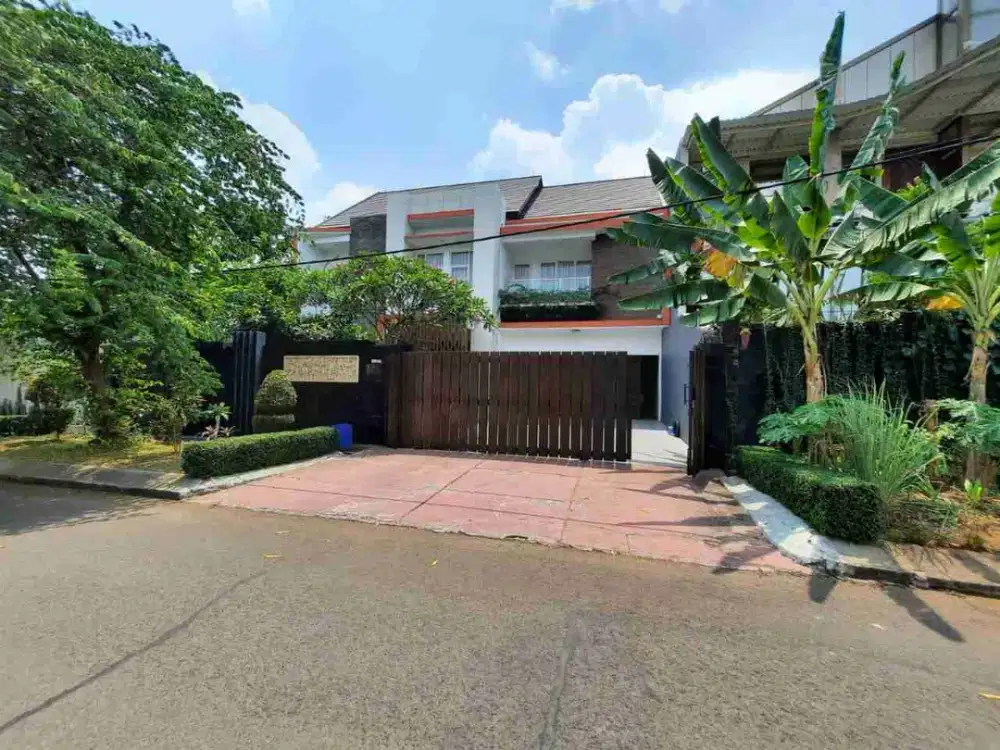 Rumah Mewah Siap Huni Full Furnishe, Nyaman dan lingkungan sangat Asri di Bukit Golf Riverside Cibubur.