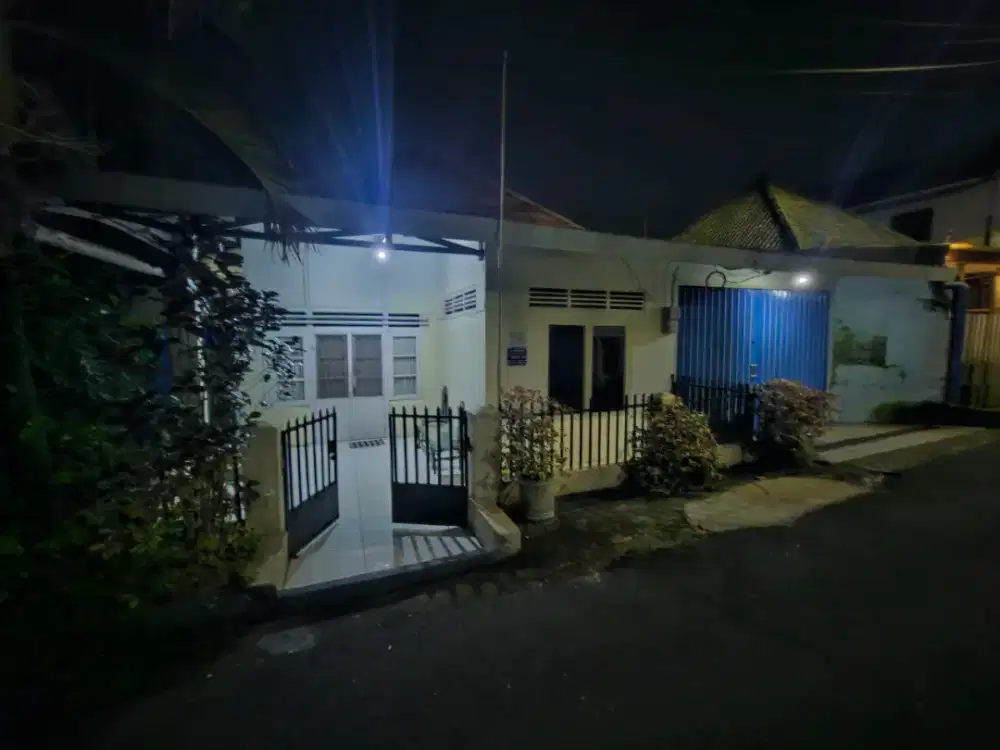 DIJUAL MURAH,RUMAH TENGAH KOTA SHM