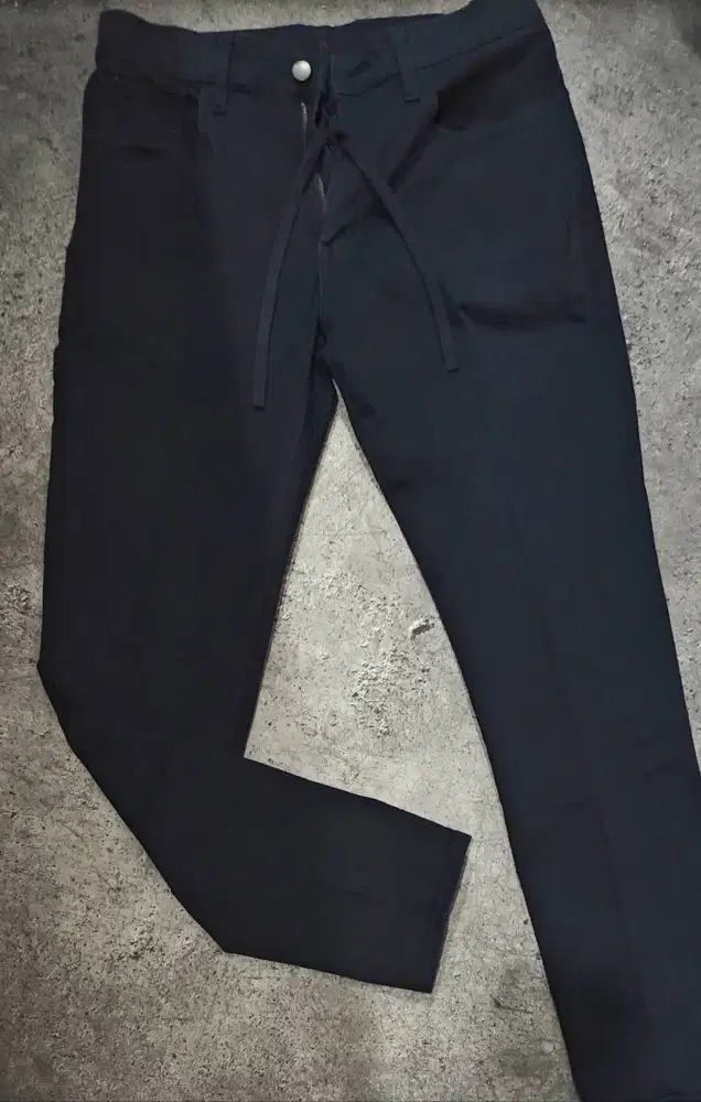 Celana Slim Fit Uniqlo size M