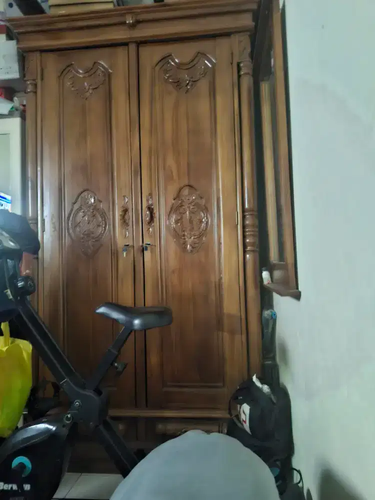 Lemari jati 2 pintu