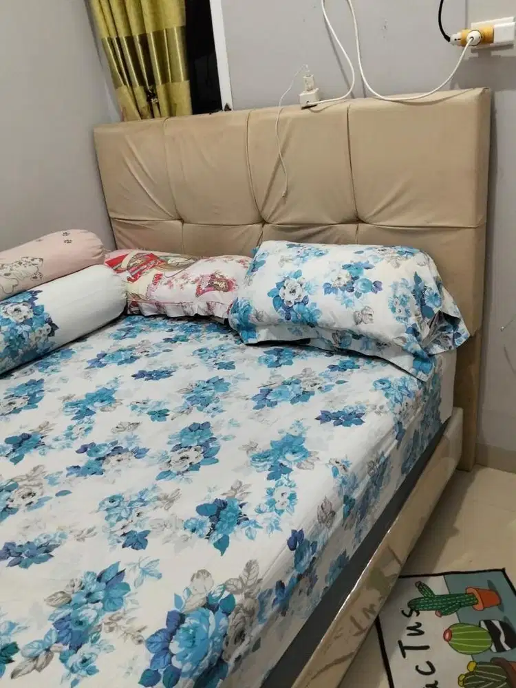 Kasur baru pake kurleb 6bulan
