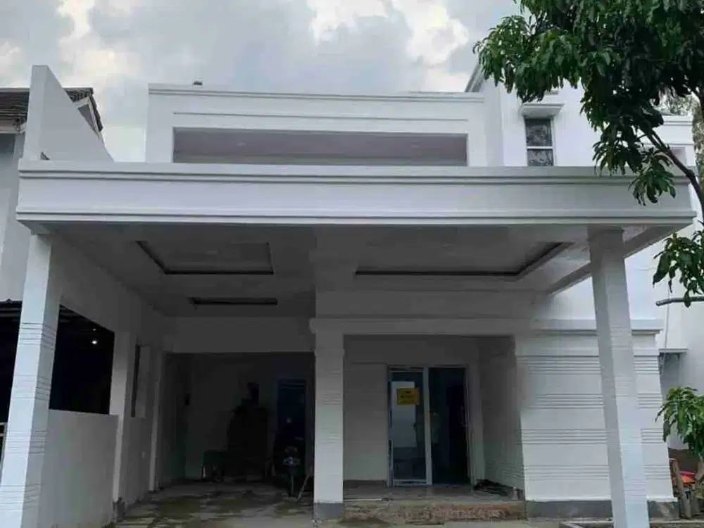 Rumah 2 Lantai SHM 3+1 Kamar Luas 300m Perlu Renov Kecil Dekat tol dan AEON Deltamas Cikarang