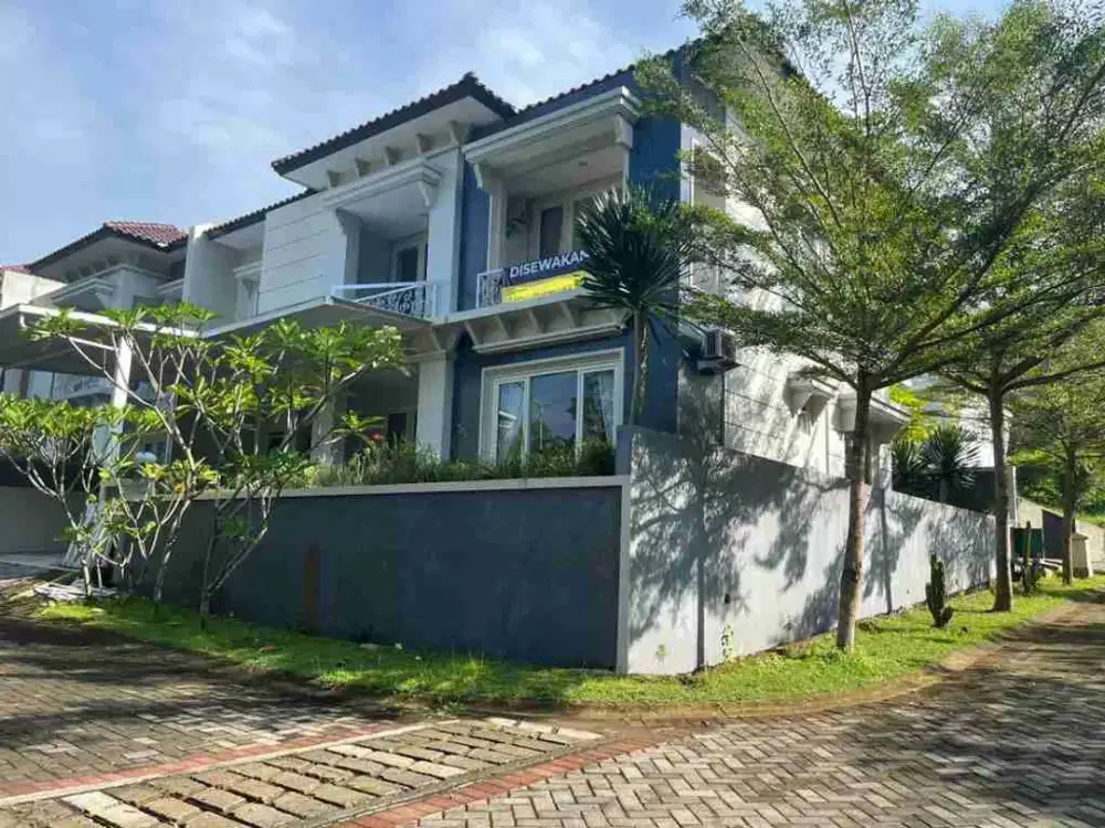 Rumah Sewa Mewah Full Furnish View Air Terjun di Candi Golf Semarang