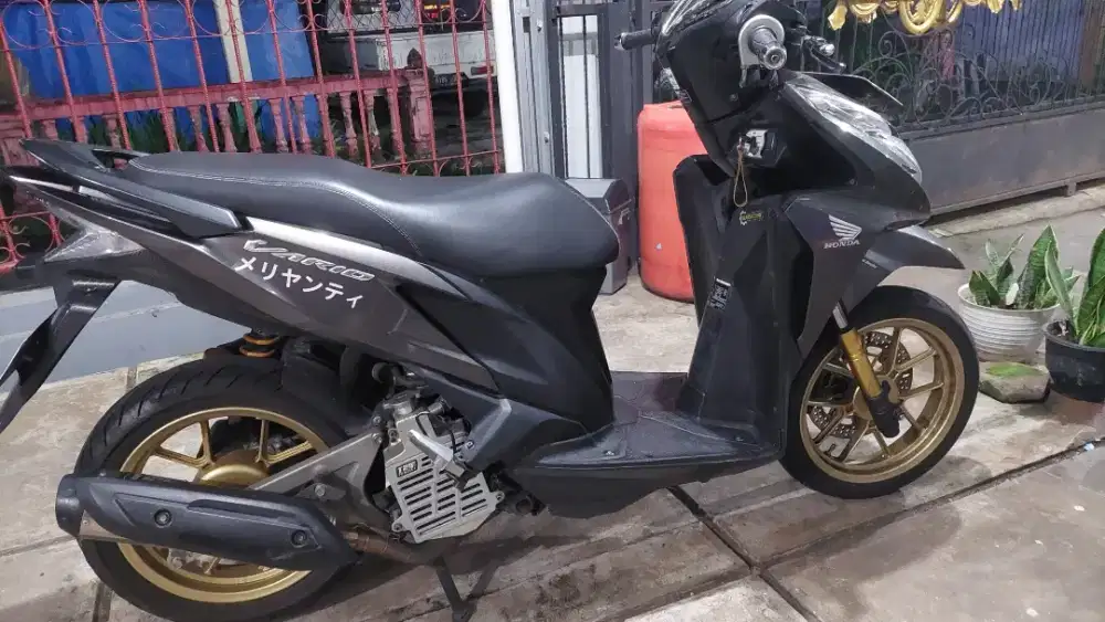 Vario 125 ISS Coklat (KZR 2014)