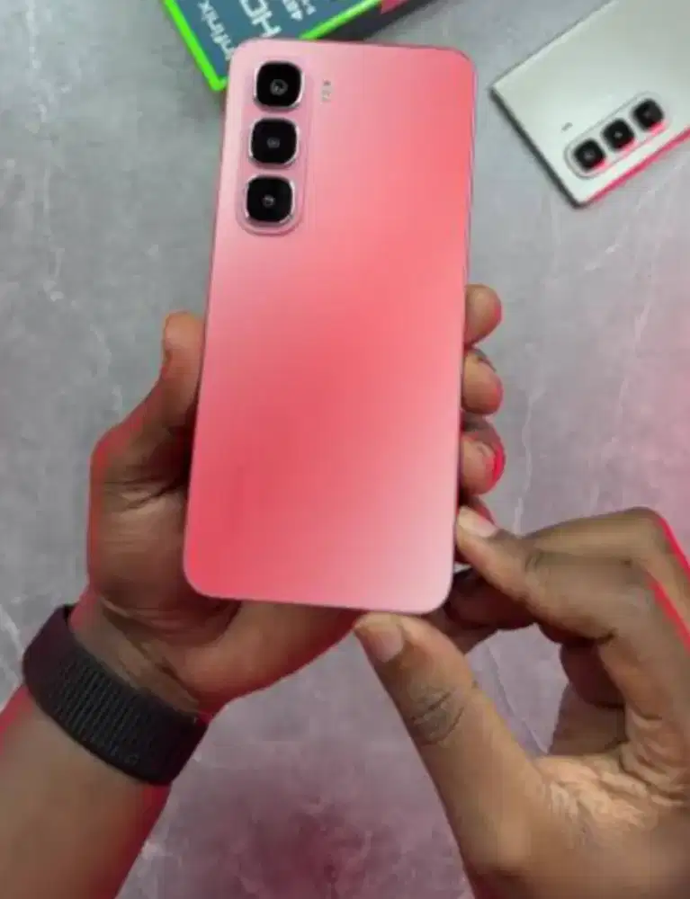 infinix hot 60i 8/256 (harga pas)