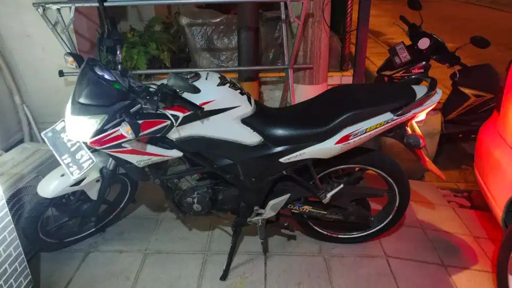 Jual cepat Cb150R old