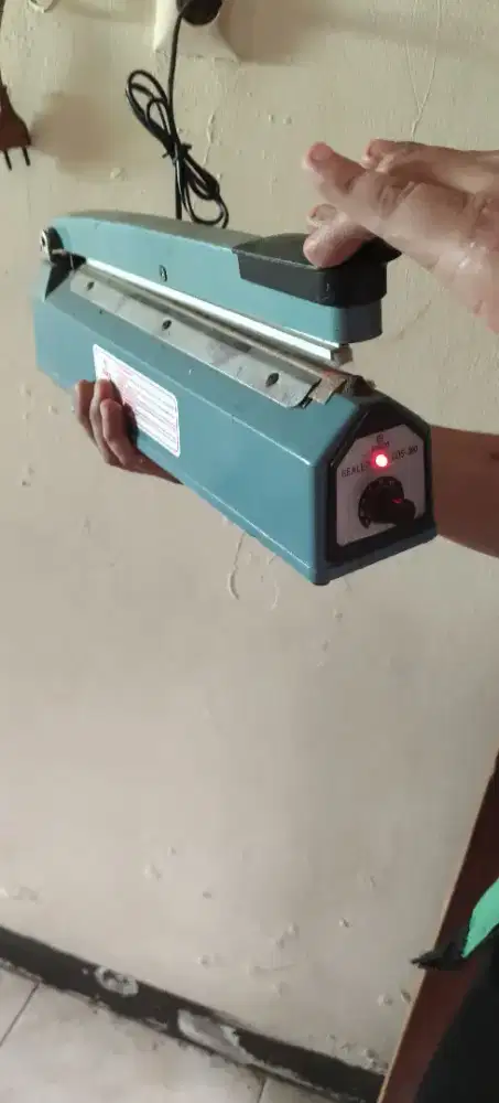 DIJUAL PEMANAS PLASTIK BUNGKUSAN JAJANAN KONDISI NORMAL JARANG D'PAKE