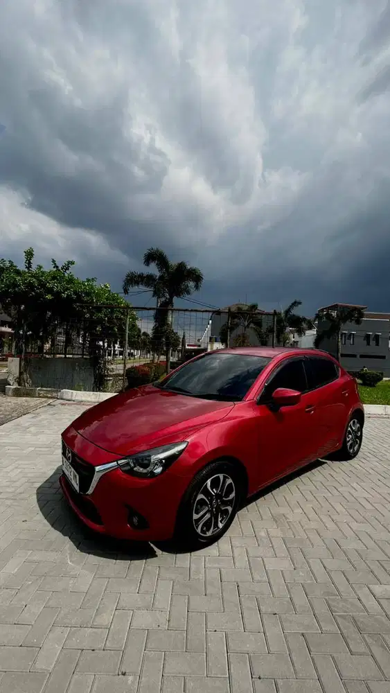 Mazda 2 R Skyactive AT 2014 Soul Red Crystal