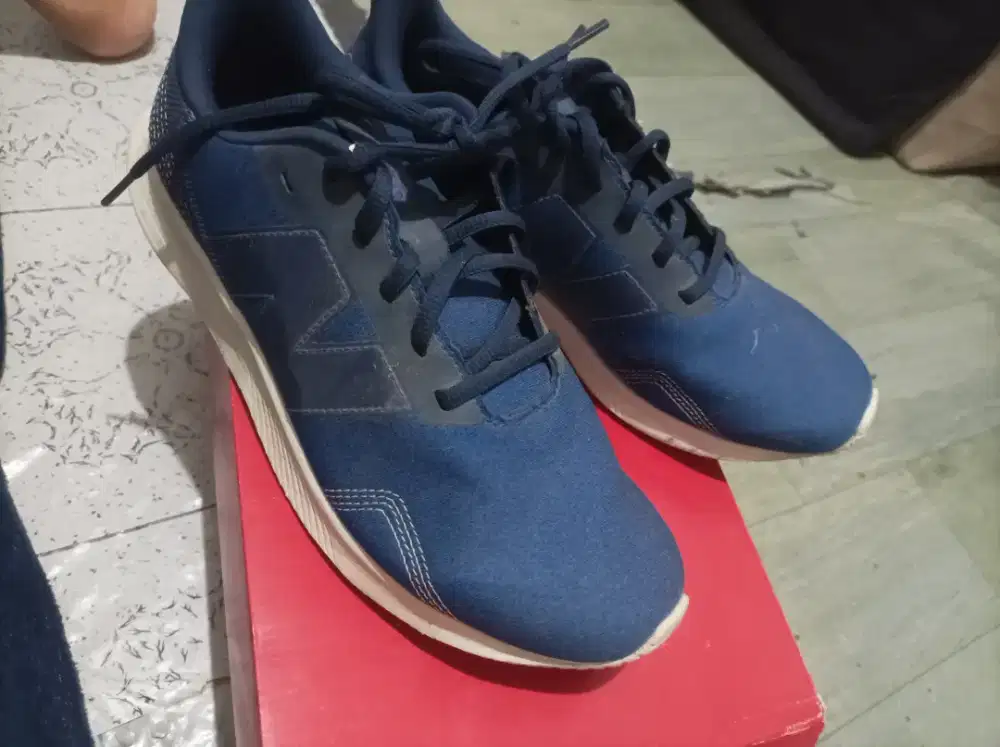 Sepatu NB  ME430LN3