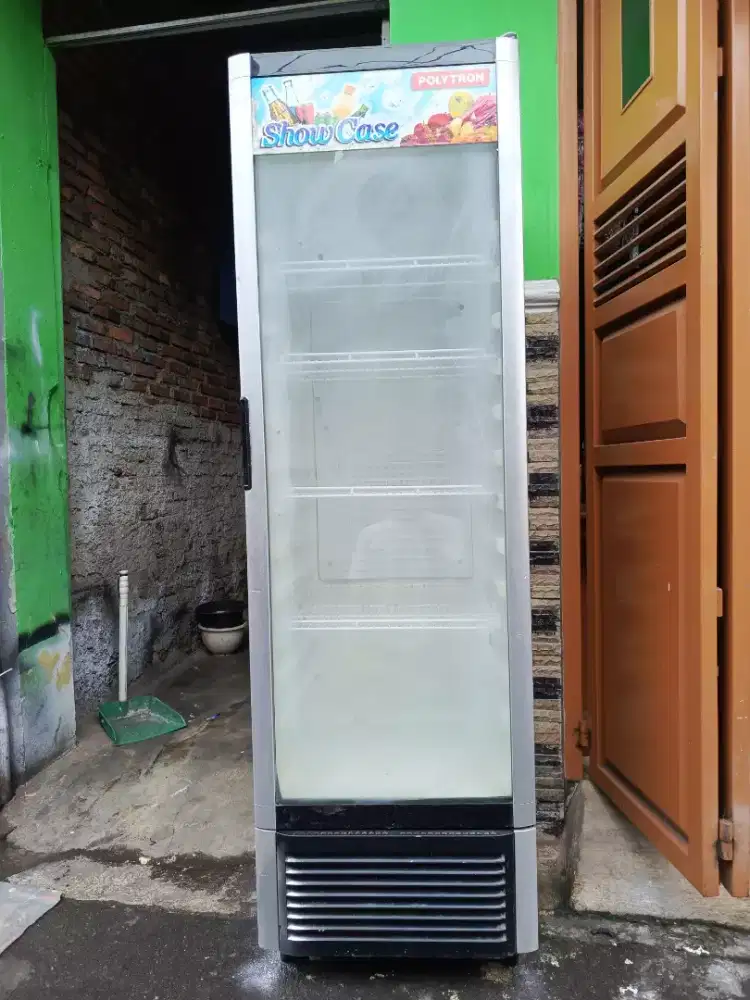 Showcase Merk POLYTRON