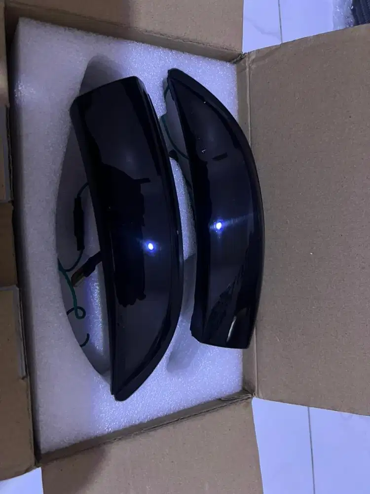 Lampu sein spion Ford Fiesta blue yellow