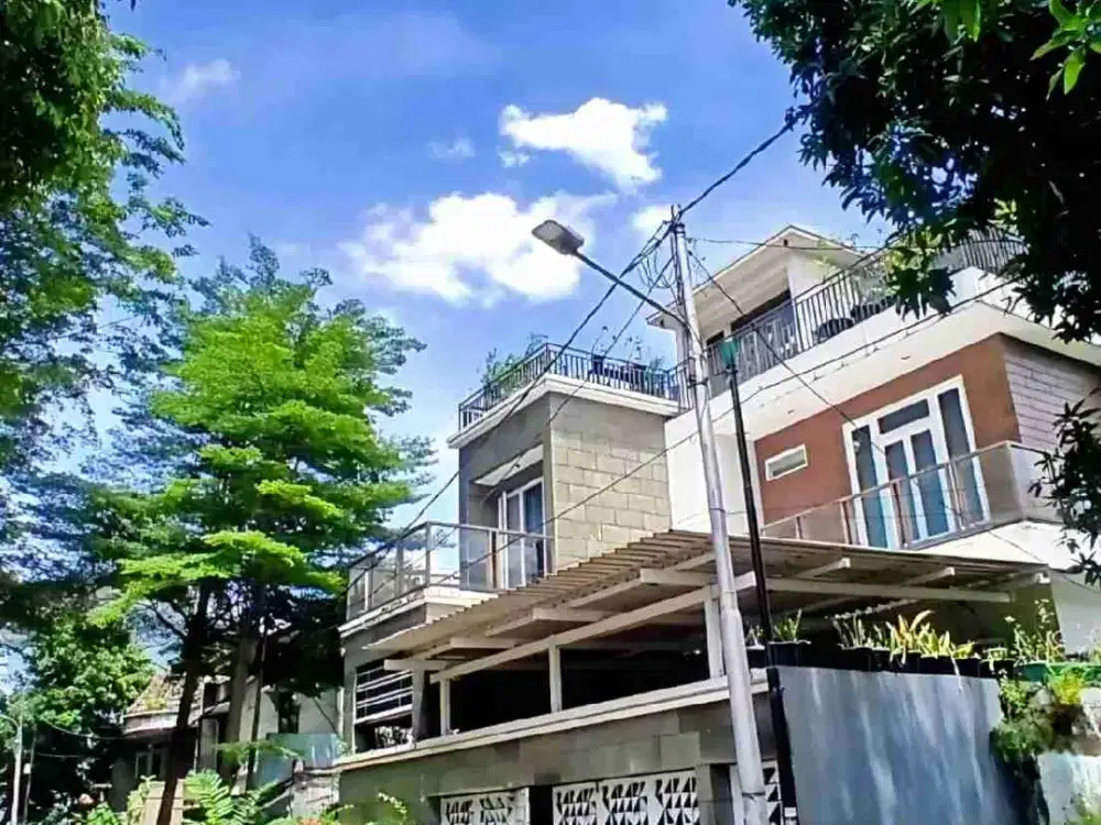 Dijual Rumah Bagus Full Furnished Depan Taman Area Pakubuwono Kebayoran Jakarta Selatan