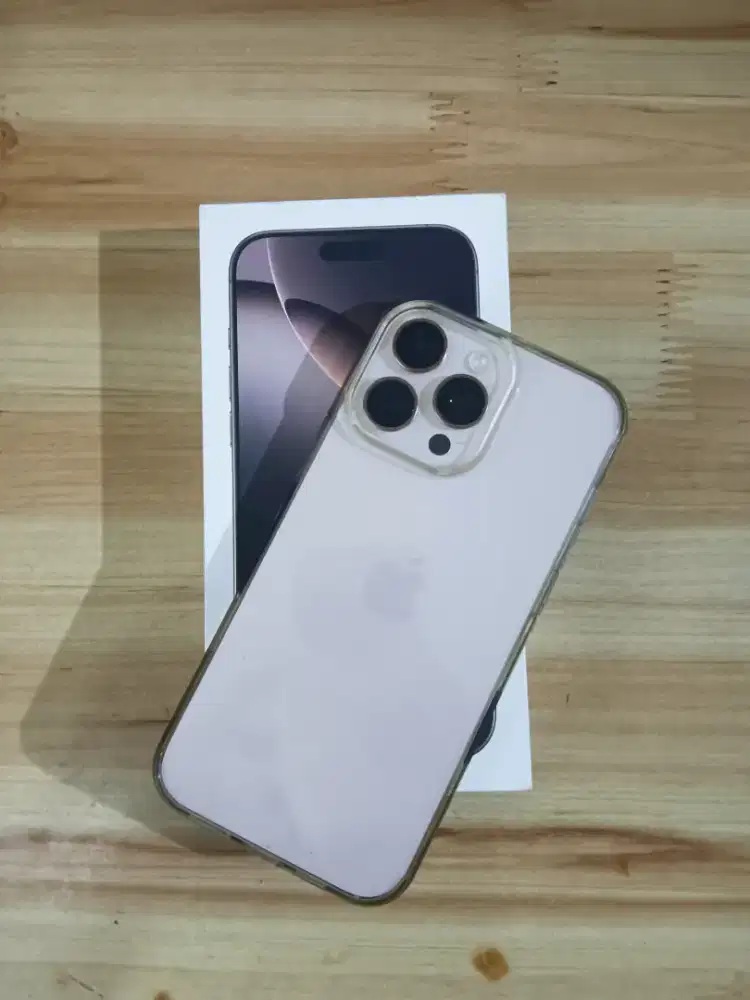 Di jual Iphone 16 promax 256 pemakaian pribadi