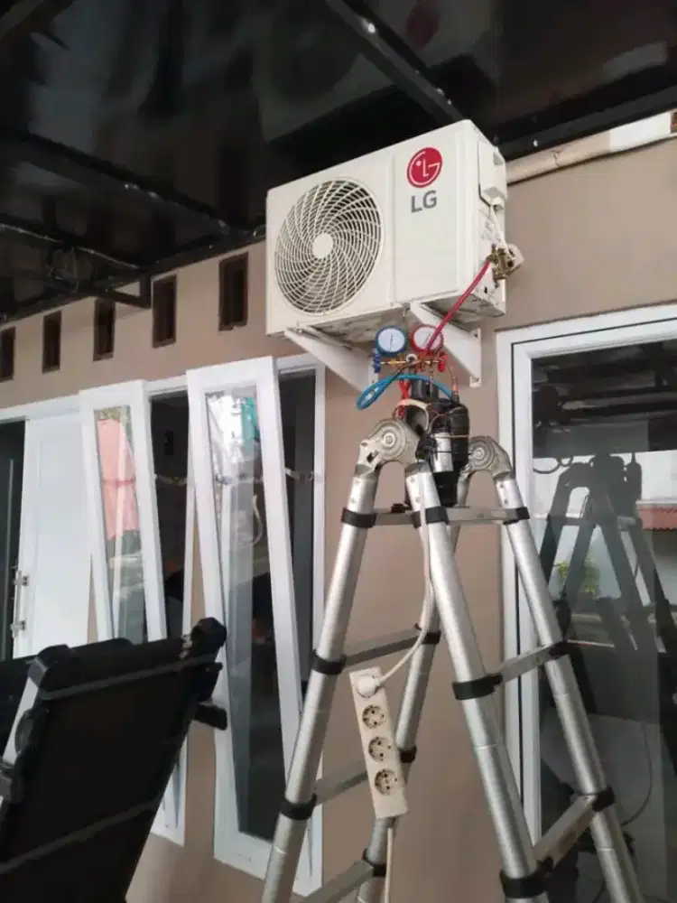 SERVICE AC KULKAS MESIN CUCI POMPA AIR BONGKAR PASANG AC