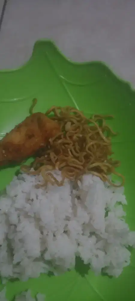 GPS TRACKER SUDAH TERMASUK BIAYA PEMASANGAN