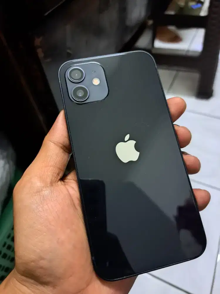 Iphone 12 64gb black ibox ( ada minus )