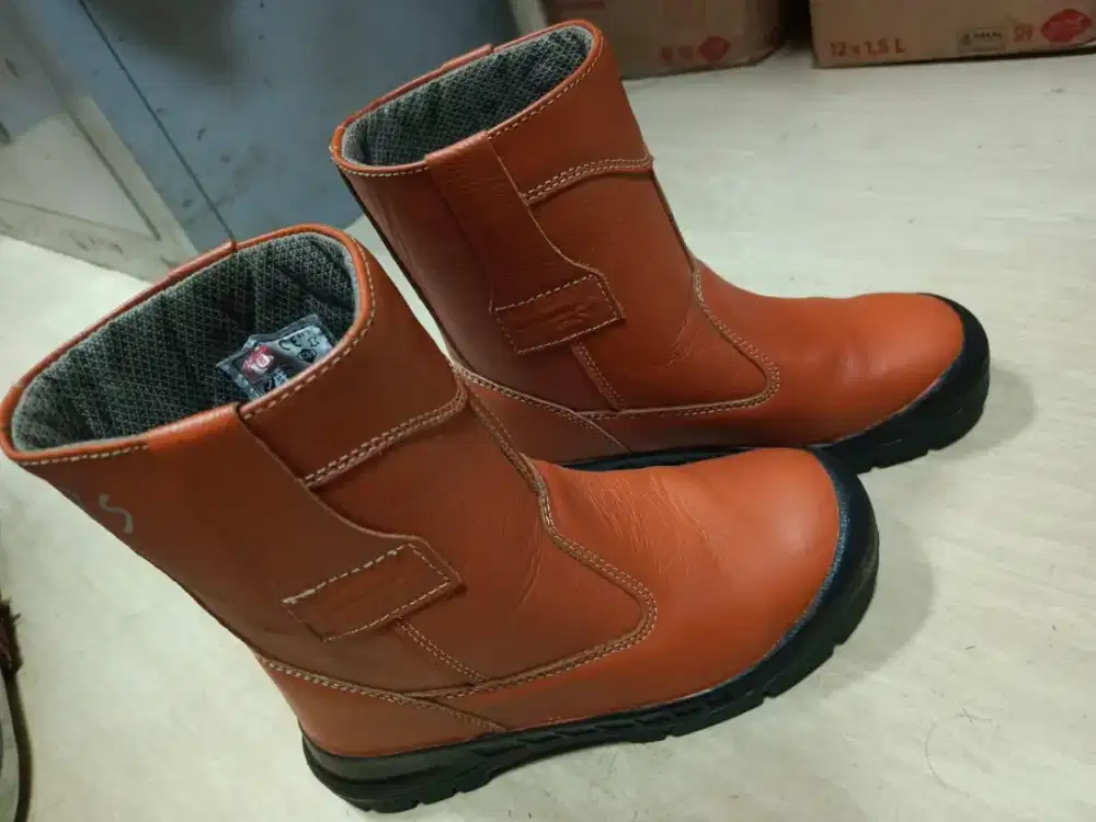 Safety Shoes Aetos