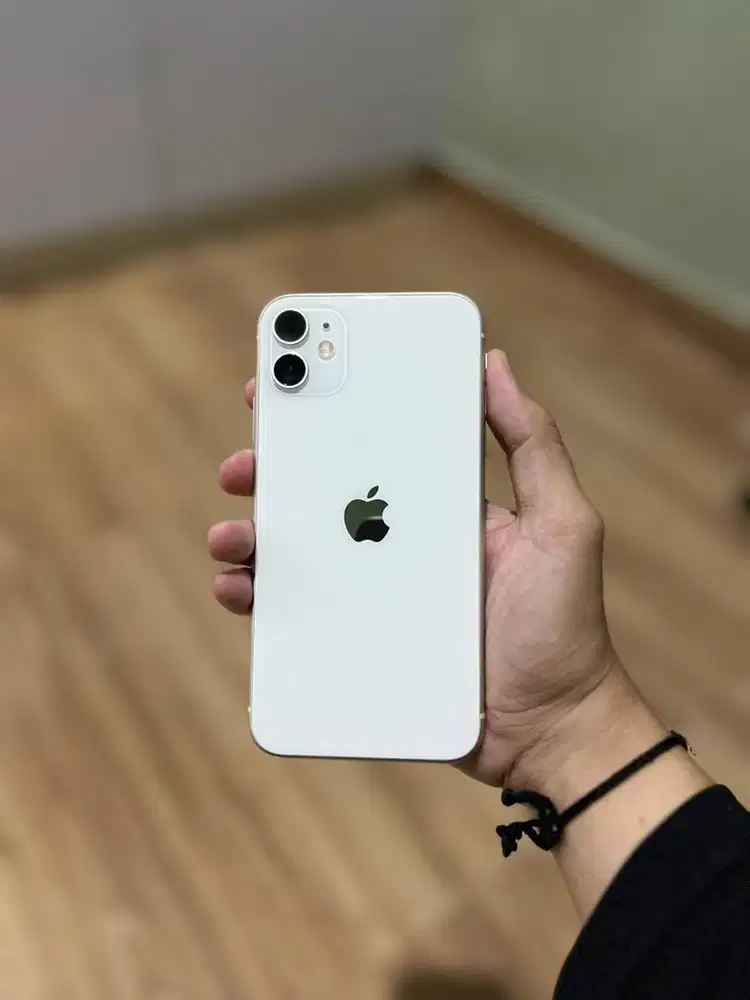 Iphone 11 64gb ex resmi ibox mulus