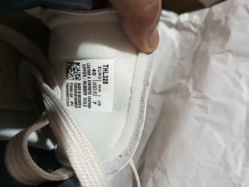 Onitsuka ori size 40