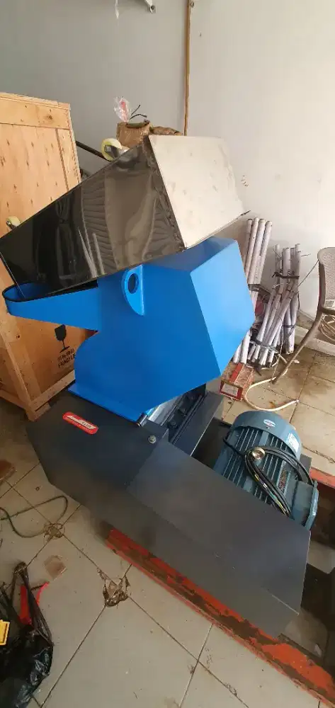Mesin giling Crusher
