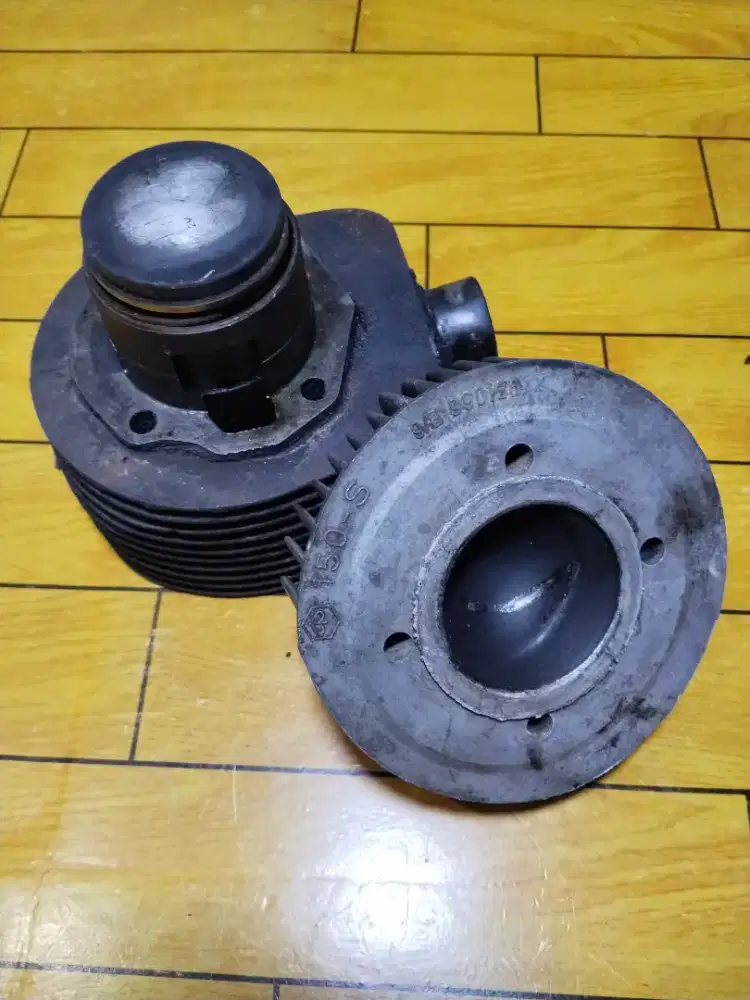 Blok head vespa strada