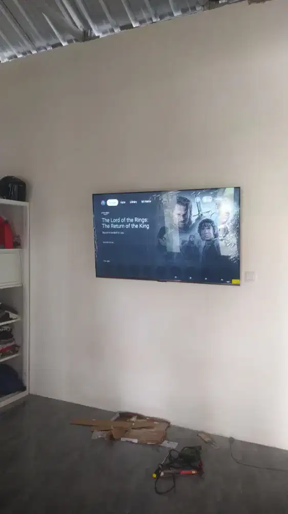 Bracket tv/briket tv/braket tv/breket tv/gantungan tv bjm