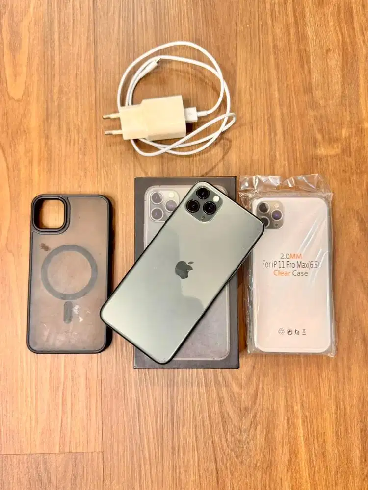 iPhone 11 Pro Max 256GB Fullset Inter All Operator
