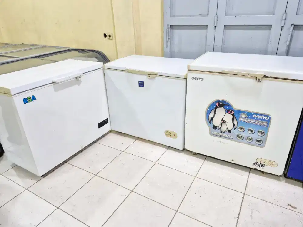 FREEZER BOX 200L 1,750/UNIT