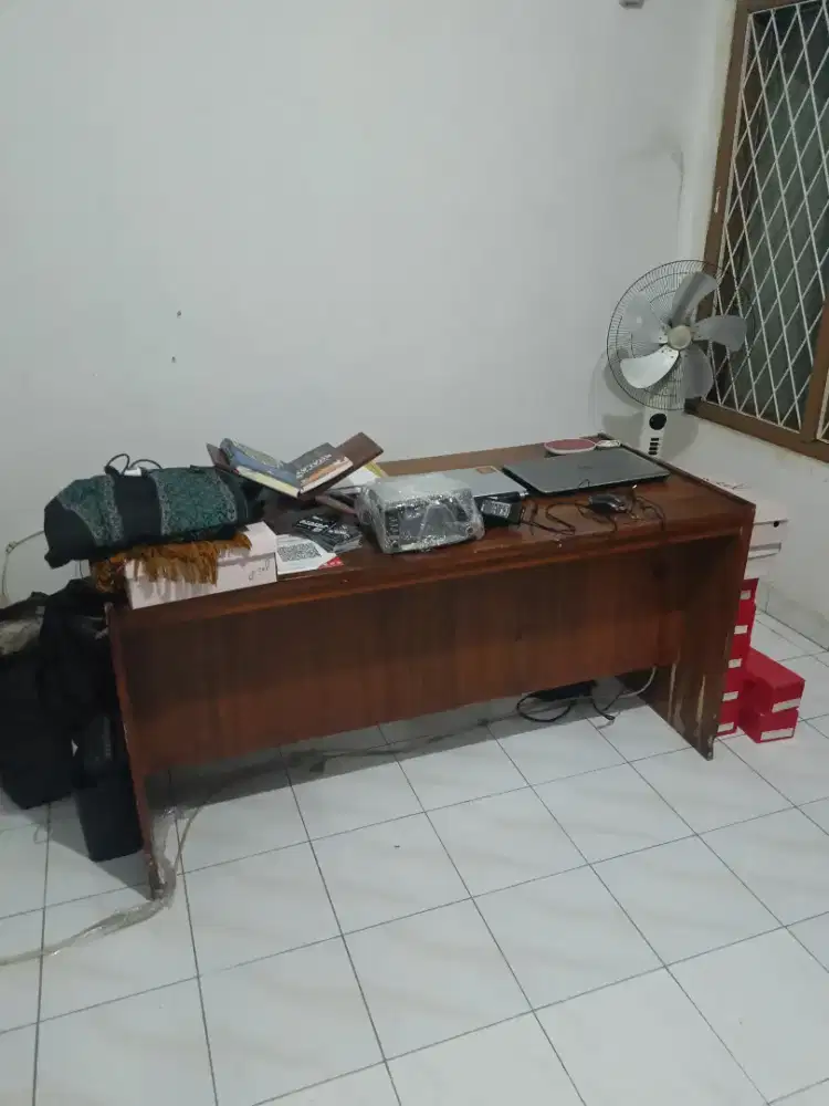 Meja Kerja Kantor Kaju Jati Asli