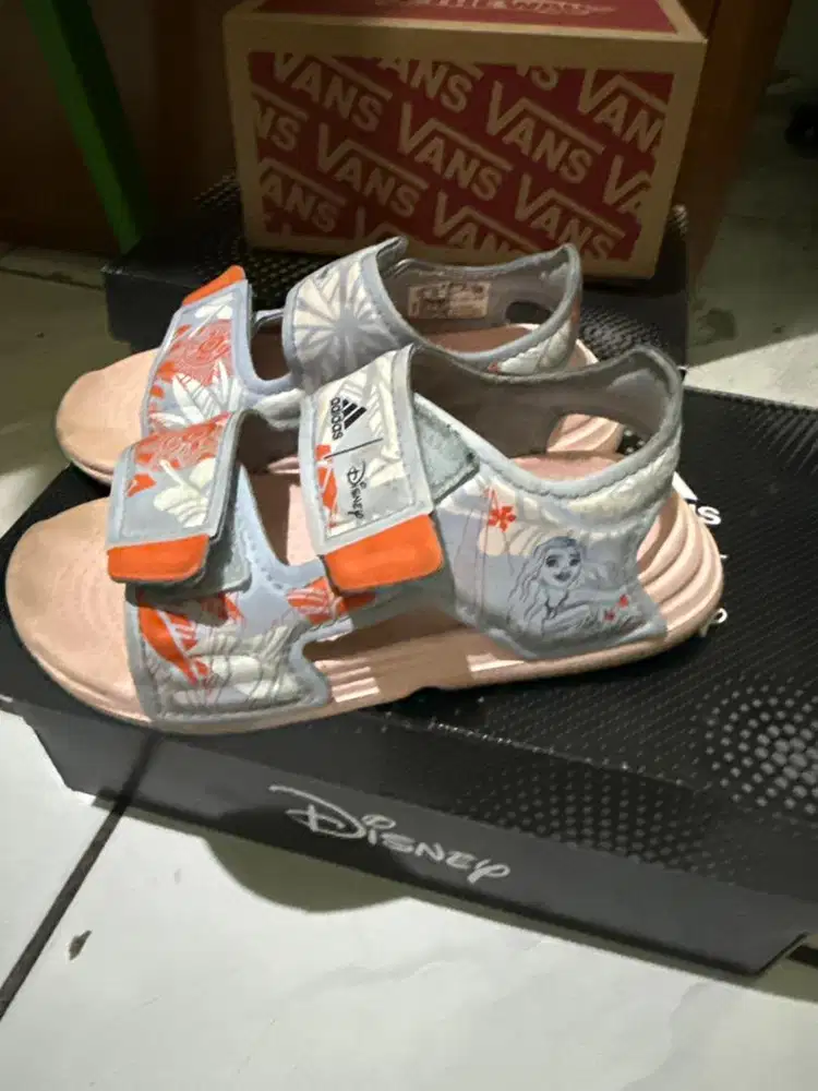 Sepatu anak Adidas (ORI)