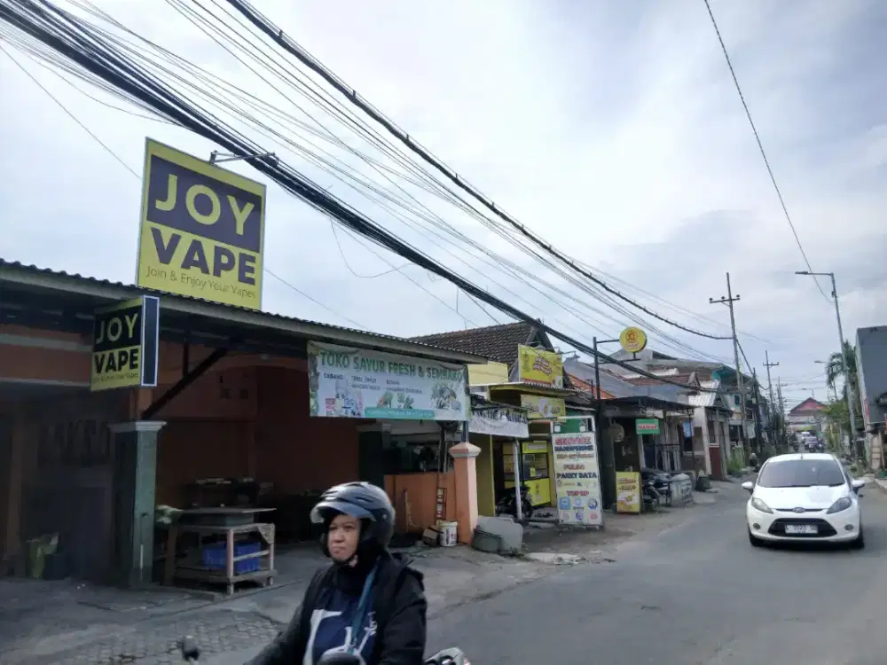 Penjaga Toko Vape