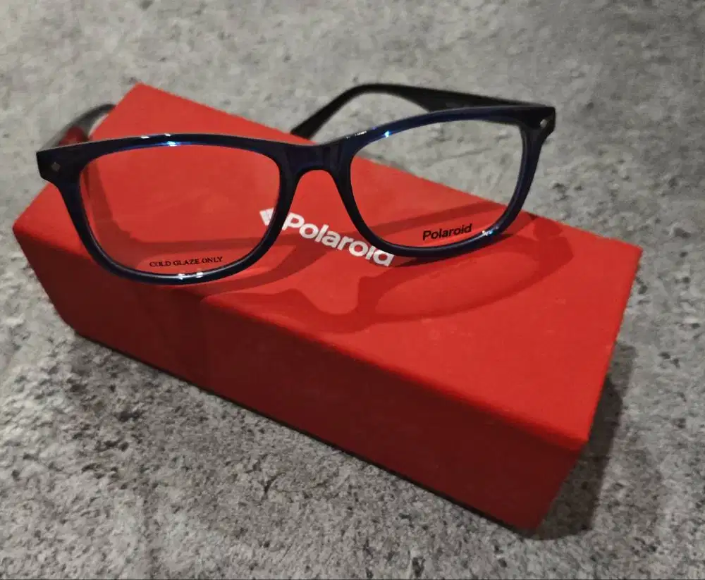 Frame Kacamata Unisex Polaroid