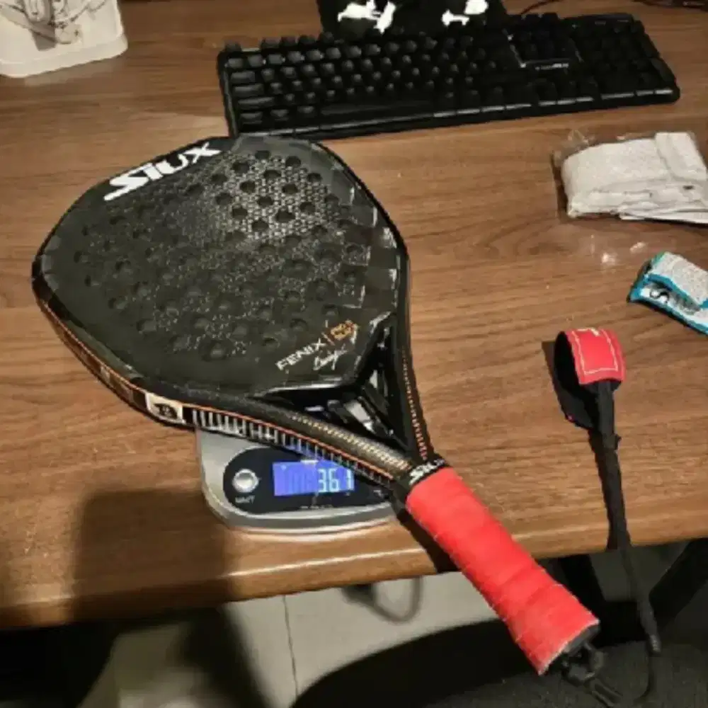 Raket padel - olahraga