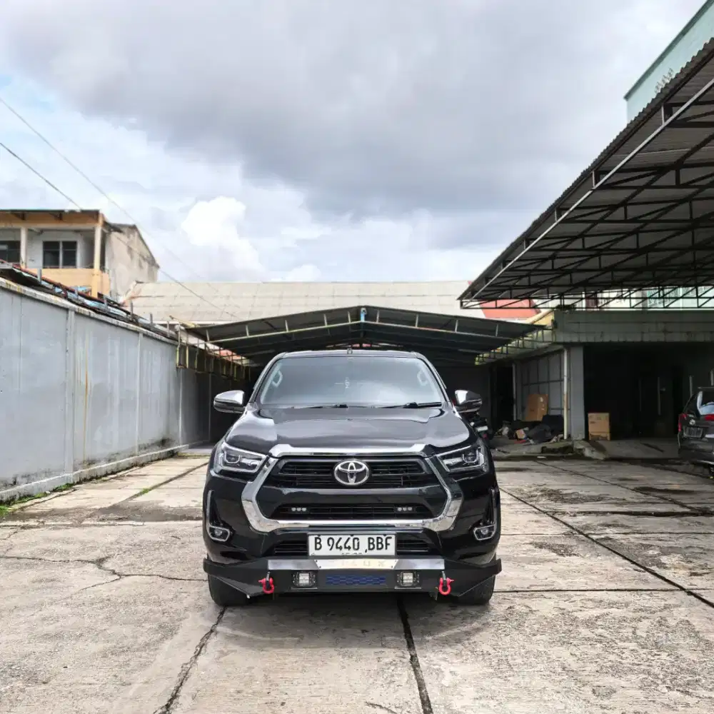 HILUX V DC 4X4 MATIC 2023
