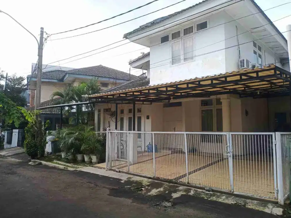 Rumah Lama di Jl Mertilang XVIII Bintaro Sek 9 Tangerang