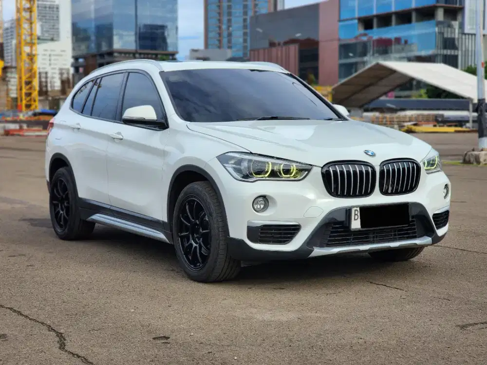 BMW X1 Sdrive18i AT Putih 2019